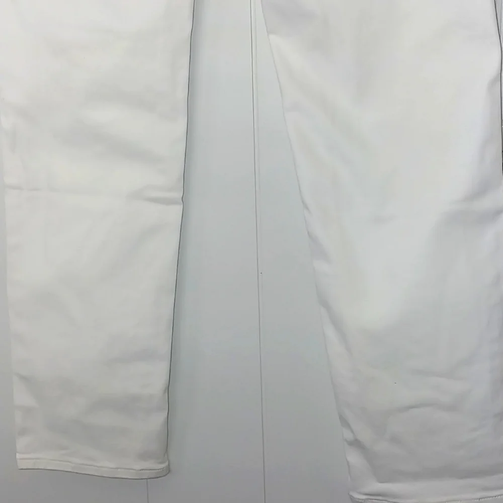 Levi's High Rise Straight Jeans - Picture 6 of 16